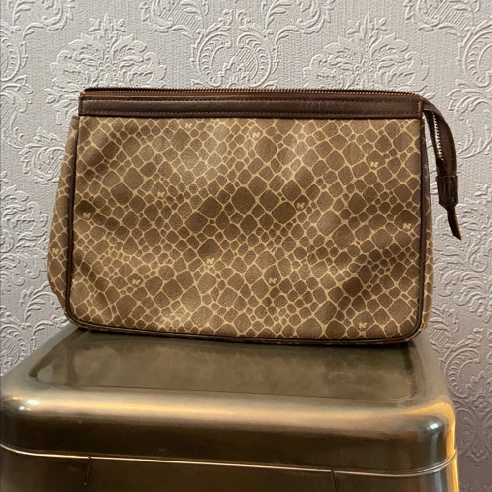Vintage Nina Ricci clutch/pouchette